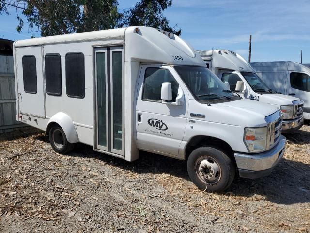 2012 Ford Econoline-Transit Vehicles Bus