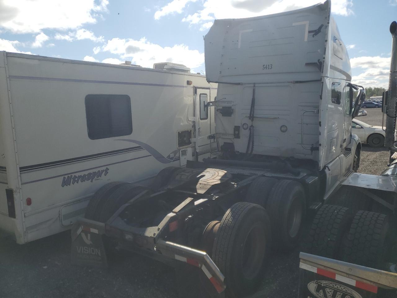 2022 Volvo VN VNL-Trucks