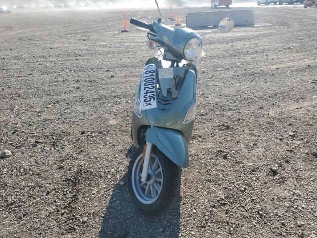 2022 Geun 2022 Genuine Scooter CO. Urbano 200I