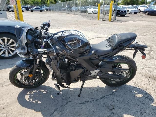 2025 Kawasaki EX650 R
