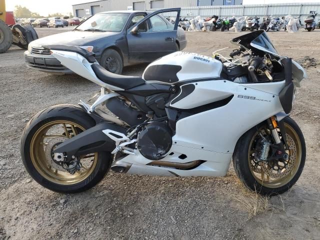2015 Ducati Superbike 899 Panigale