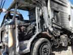 2014 Peterbilt 320