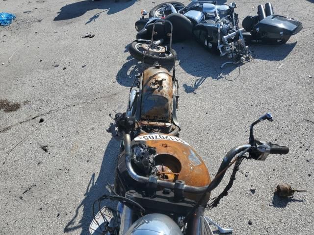 2005 Yamaha XVS65 Base
