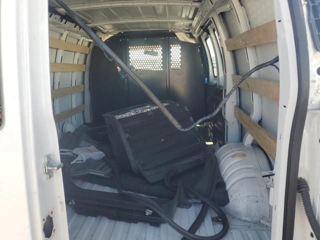 2024 Chevrolet Express G2500