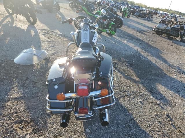 2004 Harley-Davidson Flhpi