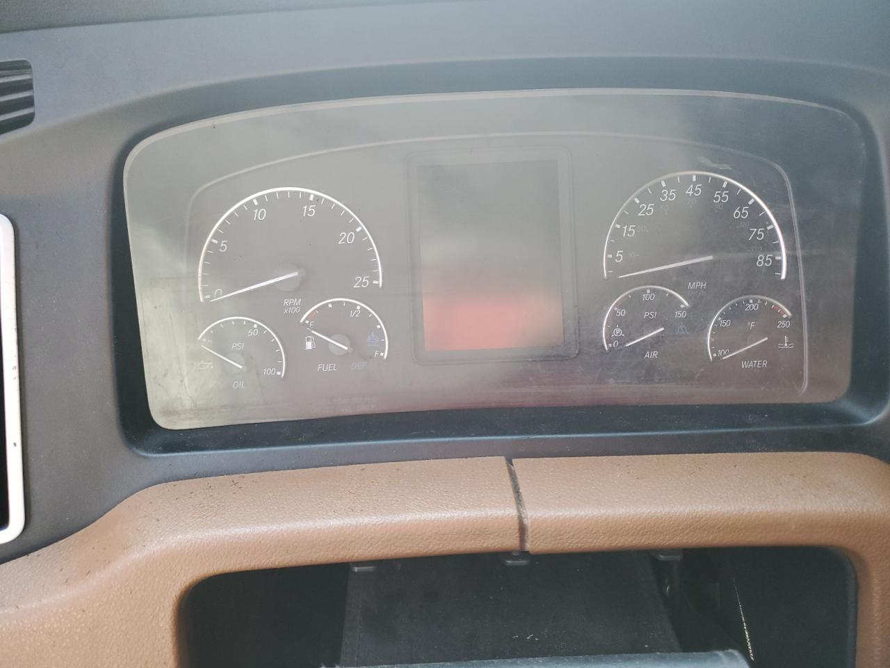 2020 Freightliner Cascadia 126 Semi Truck