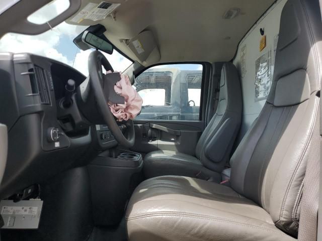 2021 GMC Savana CUT-Expeditor Truck