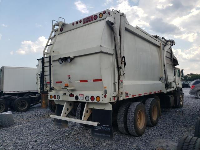 2018 Mack MRU613 Refuse Truck