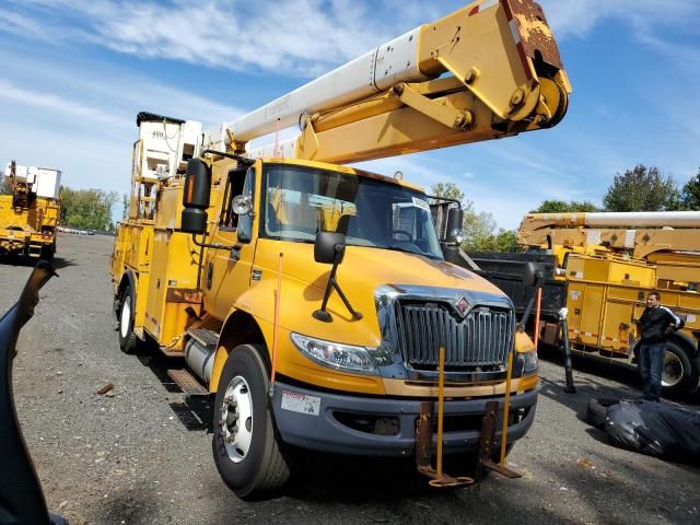 2011 International 4400 Bucket Truck