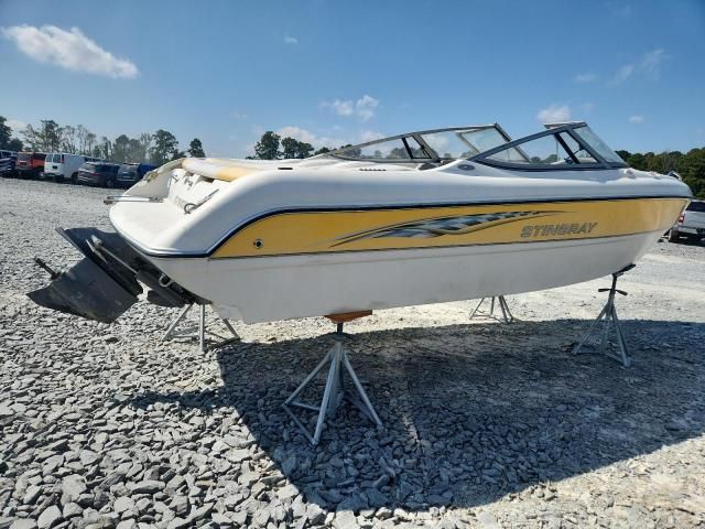 2005 Stingray Boat-Boat