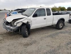Salvage trucks for sale at Sacramento, CA auction: 2000 Toyt 2000 Toyota Tacoma Xtracab