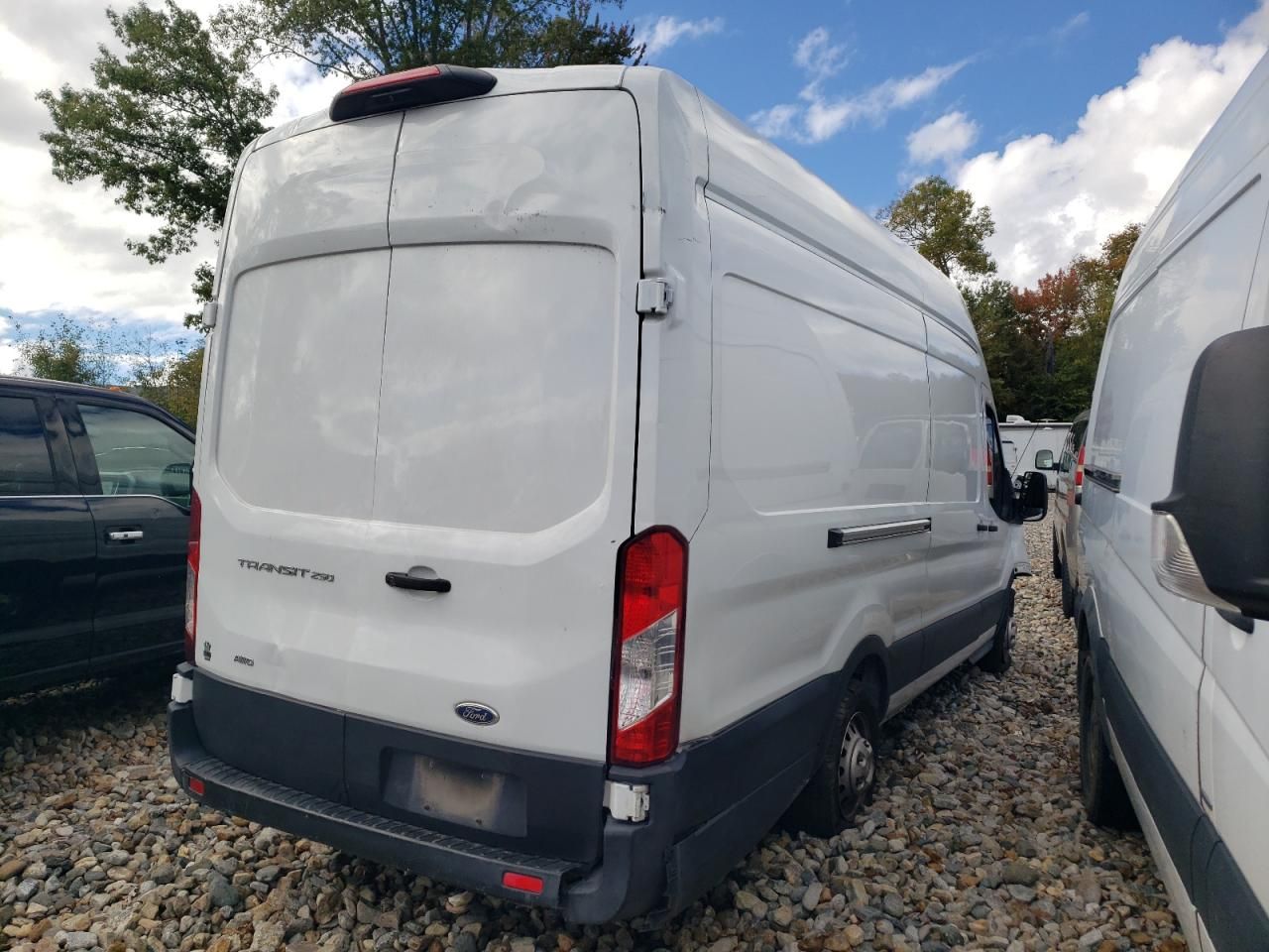 2022 Ford Transit T-250