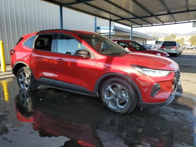 2025 Ford Escape ST Line