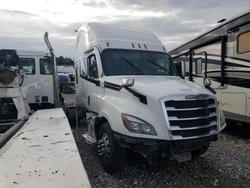 Freightliner Vehiculos salvage en venta: 2024 Freightliner Cascadia 126 Semi Truck