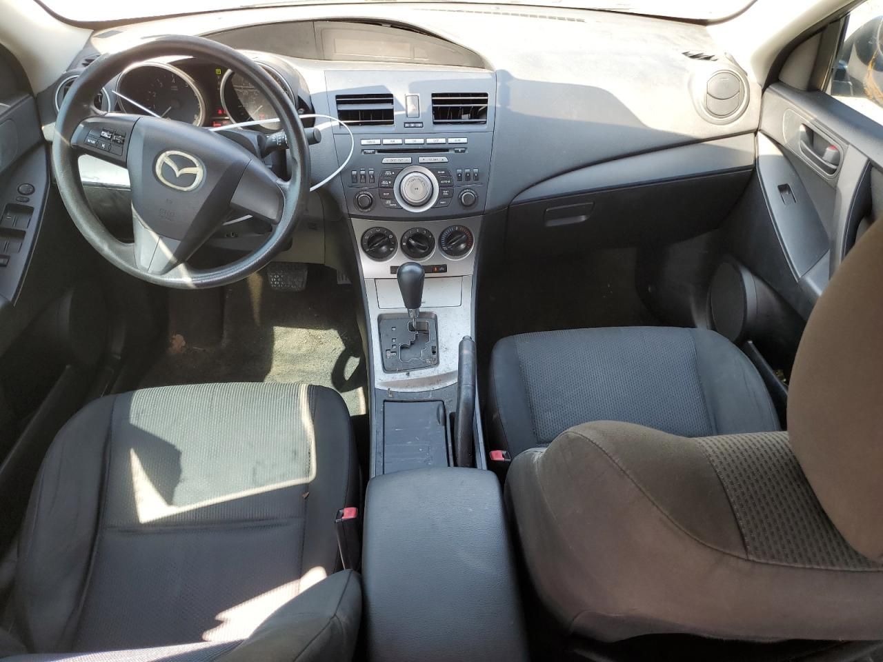 2010 Mazda 3 I