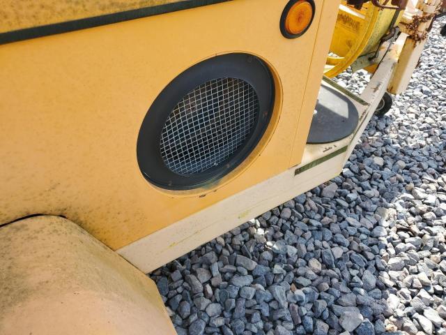 2001 Fenex 2001 Team Fenex F151NP Manhole Support Trailer