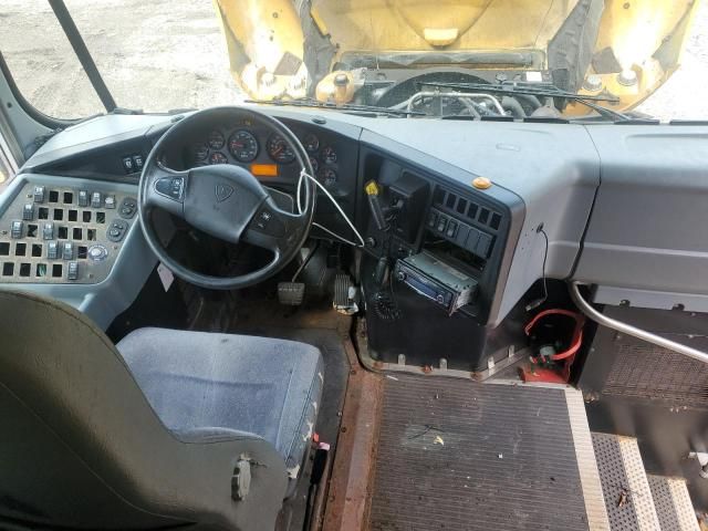 2014 Ic Corporation CE Series School-School Bus