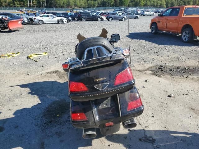 2002 Honda GL1800
