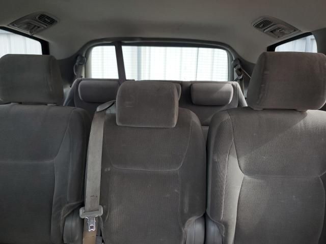 2005 Toyota Sienna ce