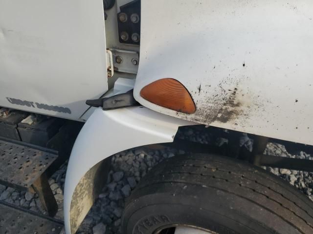 2003 International 4000 4300