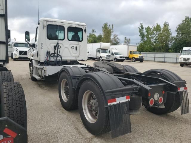 2019 Frht 2019 Freightliner Cascadia 113