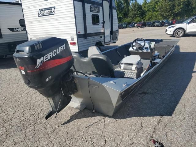 1999 Alweld Boat