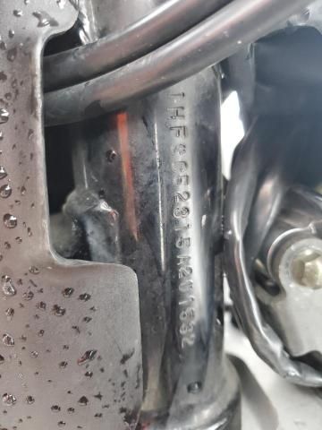 2005 Honda VTX1300 R
