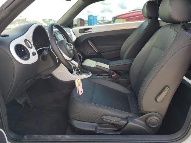 2018 Volkswagen Beetle SE