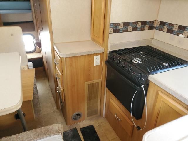 2006 Lance Lance 1181-Trailers Pickup Truck BED Trailer