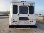 2010 Ford Econoline E450 Super Duty Cutaway Van