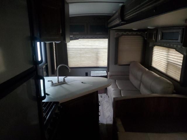 2018 Trailers EL Trailer Keystone