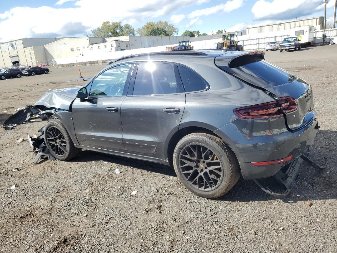 2017 Porsche Macan gts