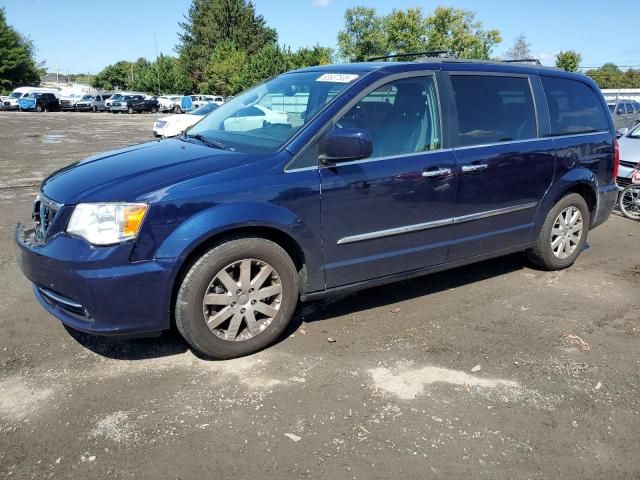 2016 Chrysler Town & Country Touring