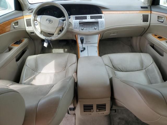 2005 Toyota Avalon XL