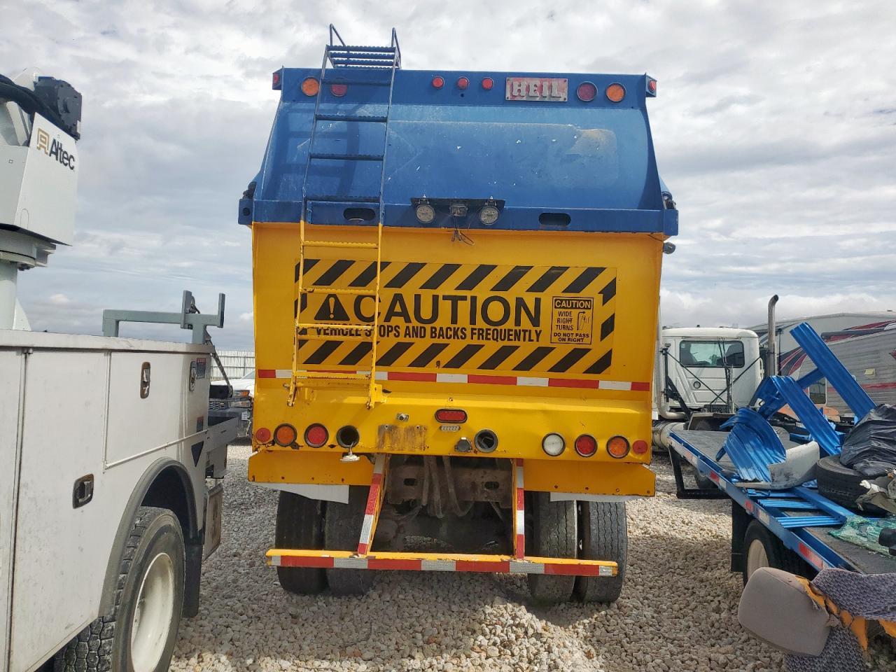 2012 Mack 600 MRU600-Trucks Refuse Truck
