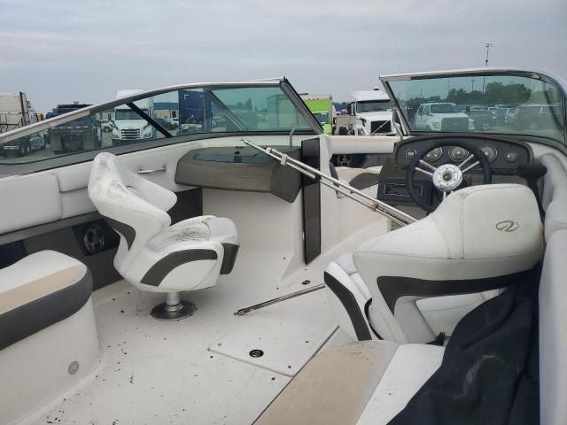 2011 Regal L Boat