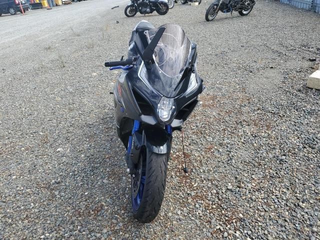 2018 Suzuki GSX-R1000 R