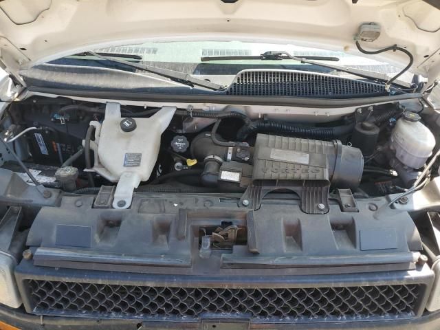 2020 Chevrolet Express G2500