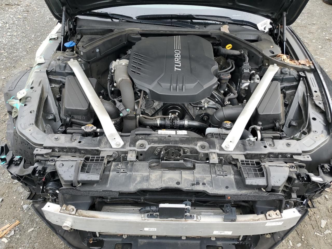 2022 Genesis G70 Base