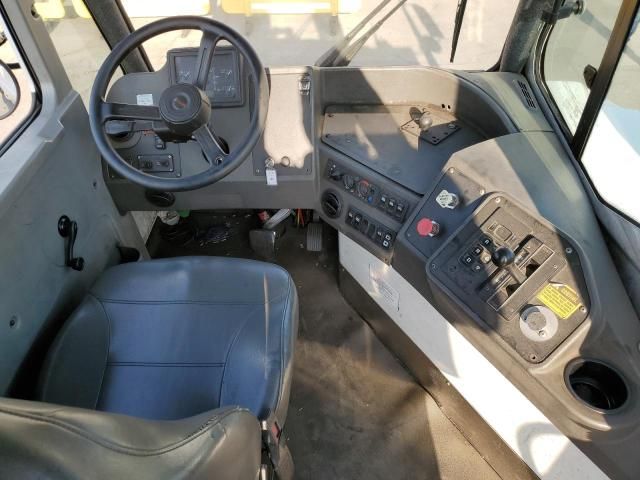 2019 Kalmar T2 4X2 Yard Truck