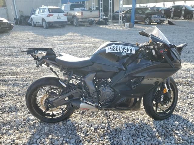 2025 Yamaha YZFR7
