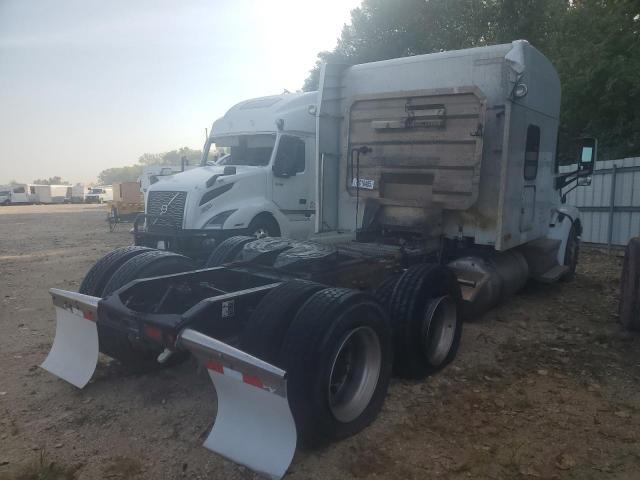 2019 Peterbilt 579 Semi Truck
