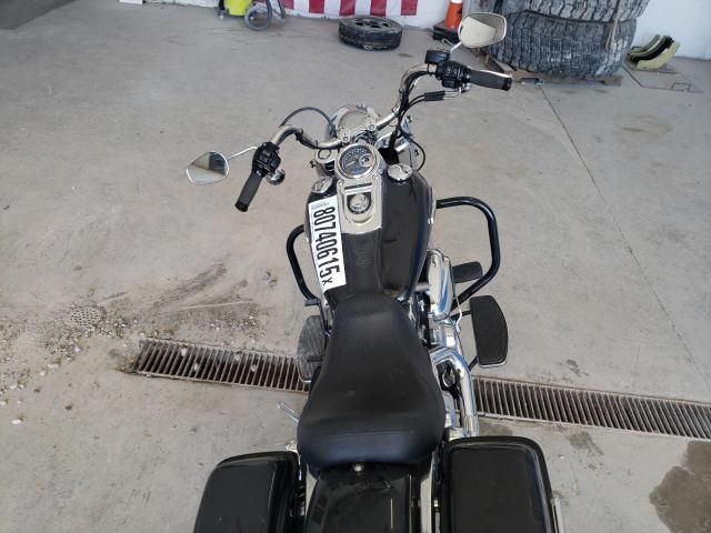 2013 Harley-Davidson FLD Switchback