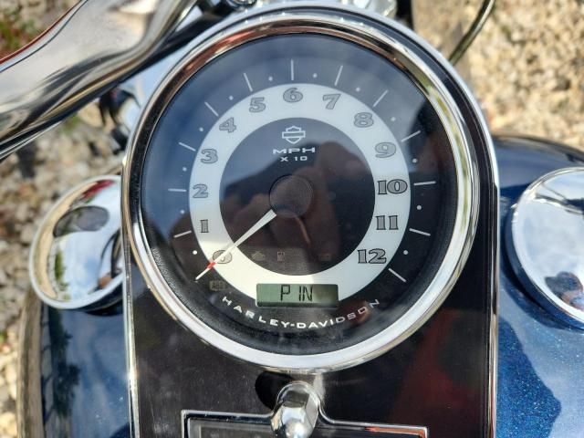2016 Harley-Davidson Flstn Softail Deluxe