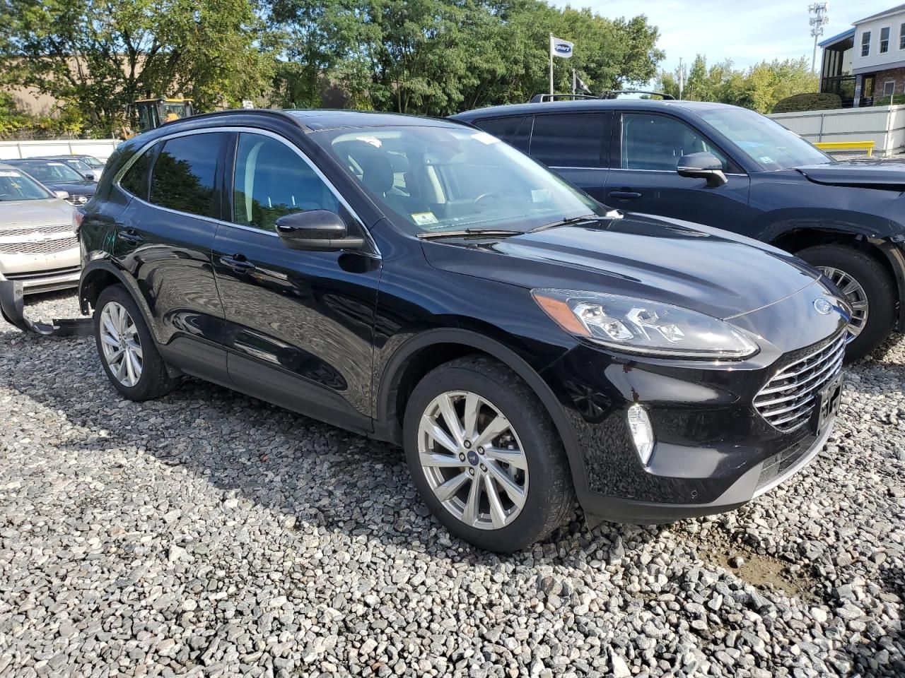 2021 Ford Escape Titanium