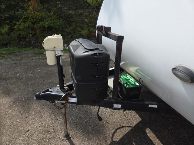 2013 R-Vision Trailsport-RVS Camper