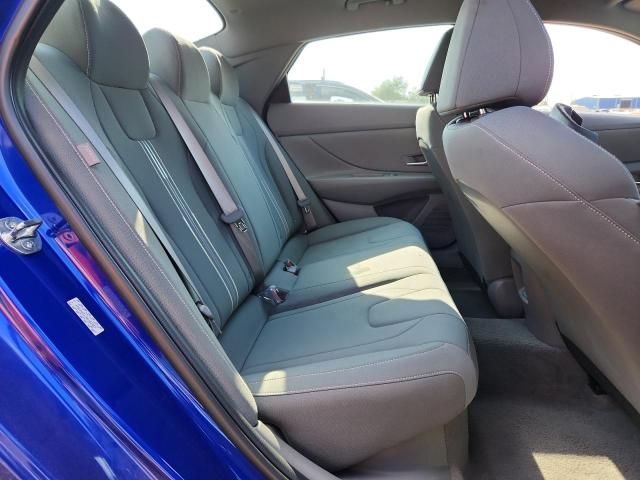 2024 Hyundai Elantra Blue