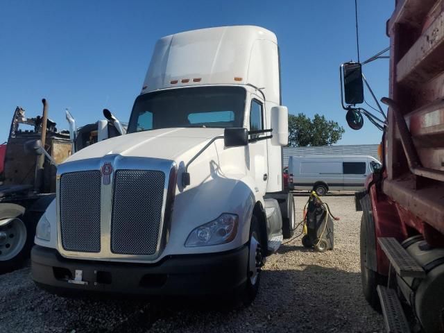 2020 Kenworth T680 Semi Truck