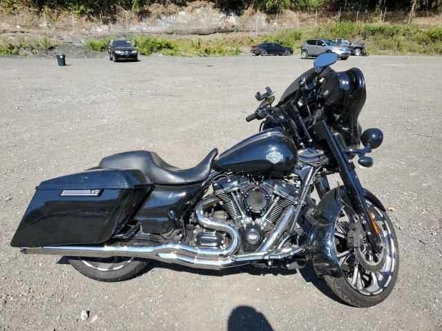 2012 Harley-Davidson Flhxs