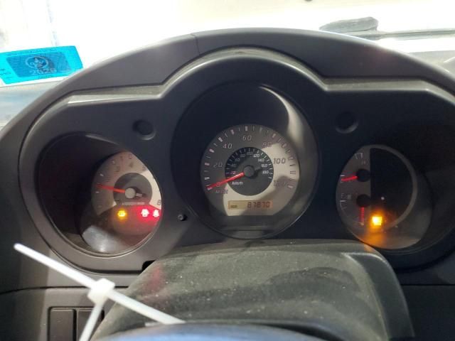 2004 Nissan Frontier Crew Cab XE V6
